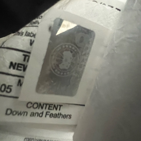 Canada Goose, Shelburne Parka Heritage, Black, Size Small with Fur Trim Hood - Picture 8 of 16